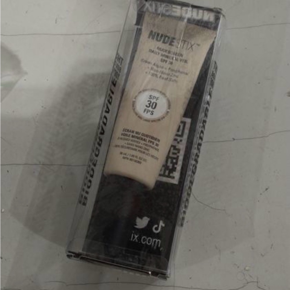NUDESTIX Mineral Veil SPF 30 Cream